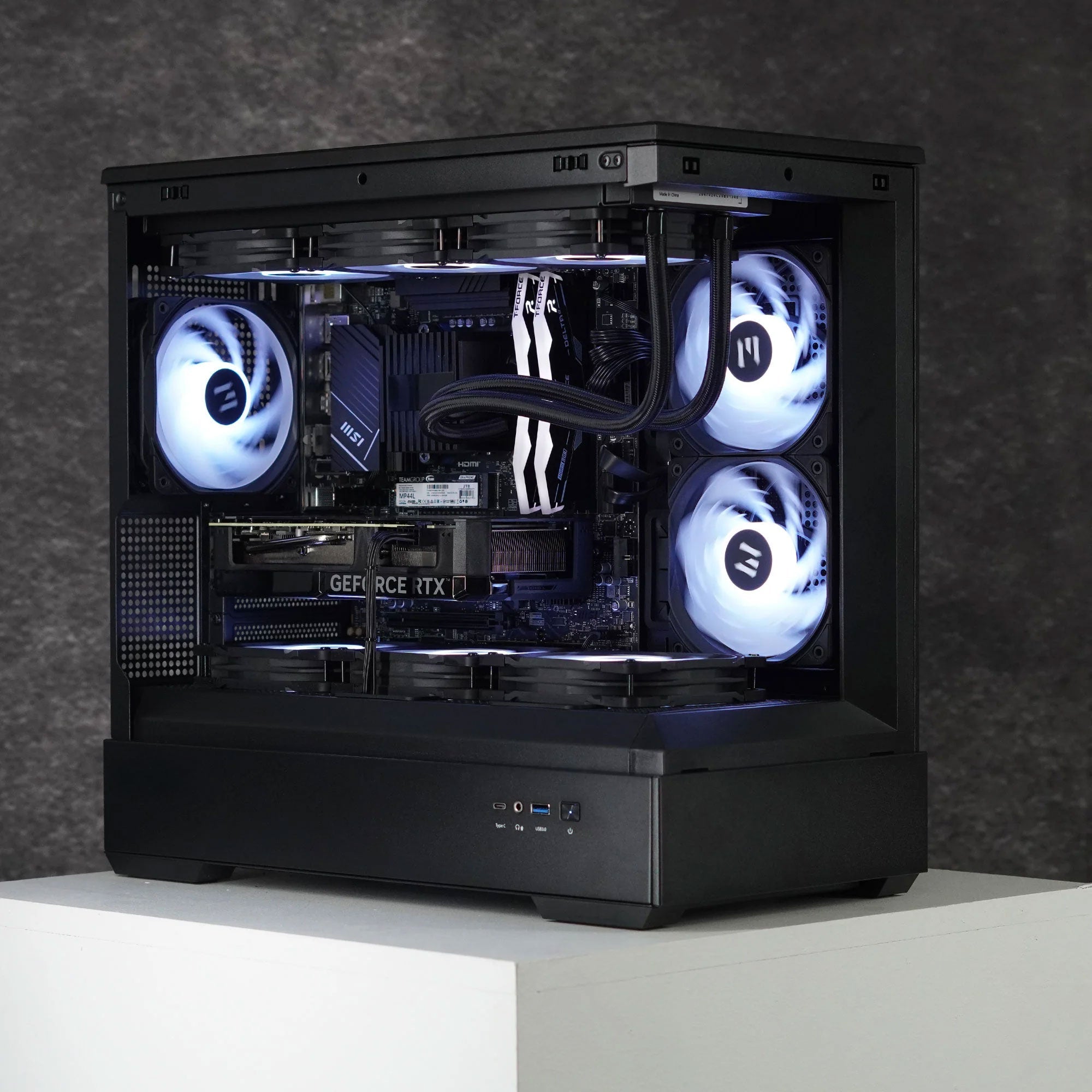 Black Gaming PCs